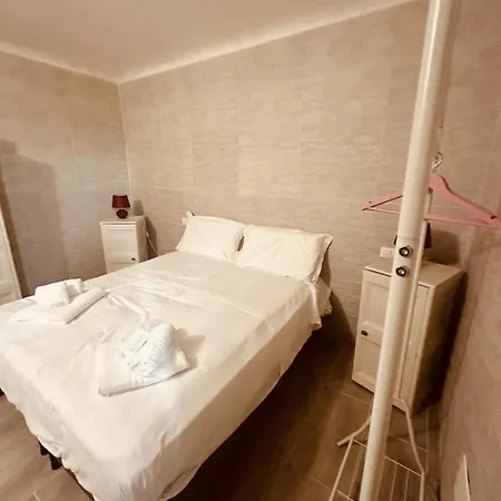 Binario 1 - Affitti Brevi Italia